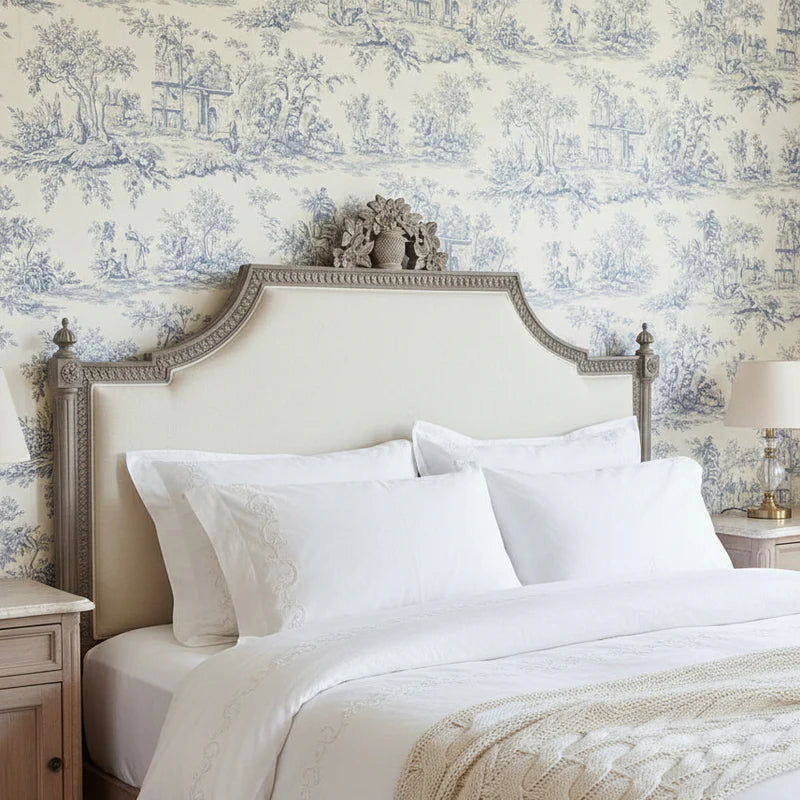 The Dauphin Bed King Size - Hand-Carv...