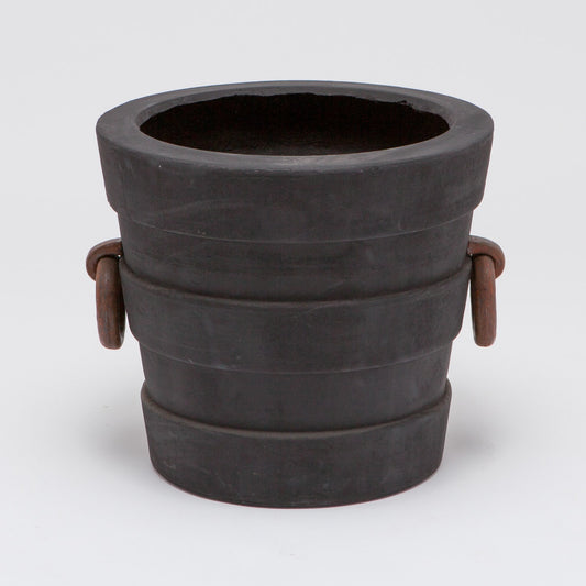 Leslie Outdoor Pot