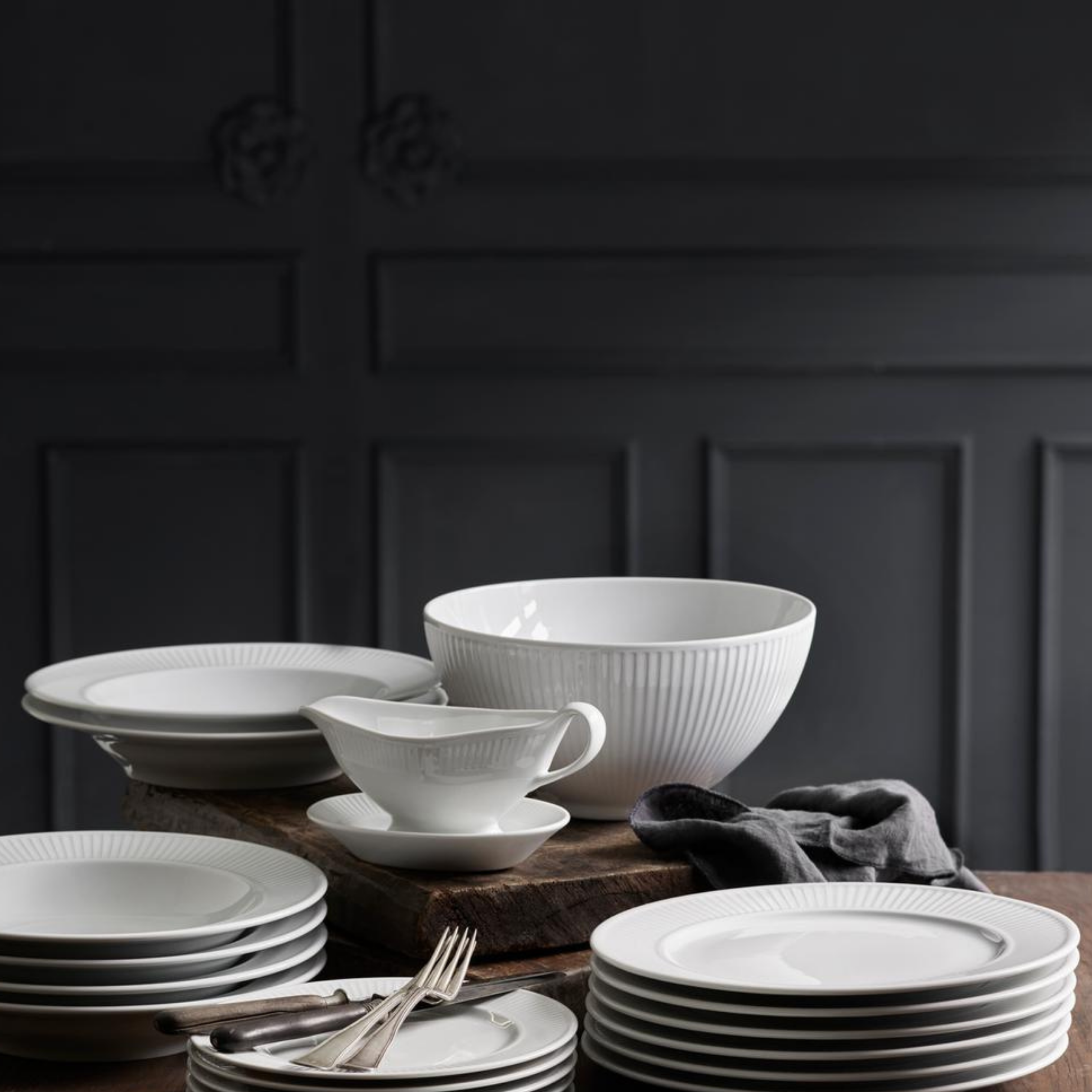 Pillivuyt Plisse Serving Bowl