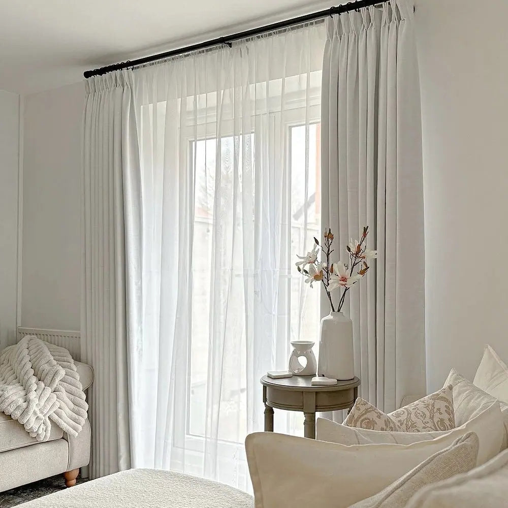 Liz Linen Pinch Please Ready Made Curtain with Blackout Thermal Lining