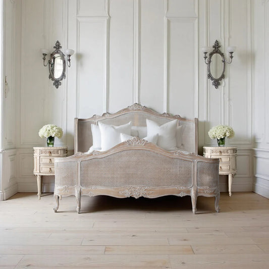 La Reine Bedside Table