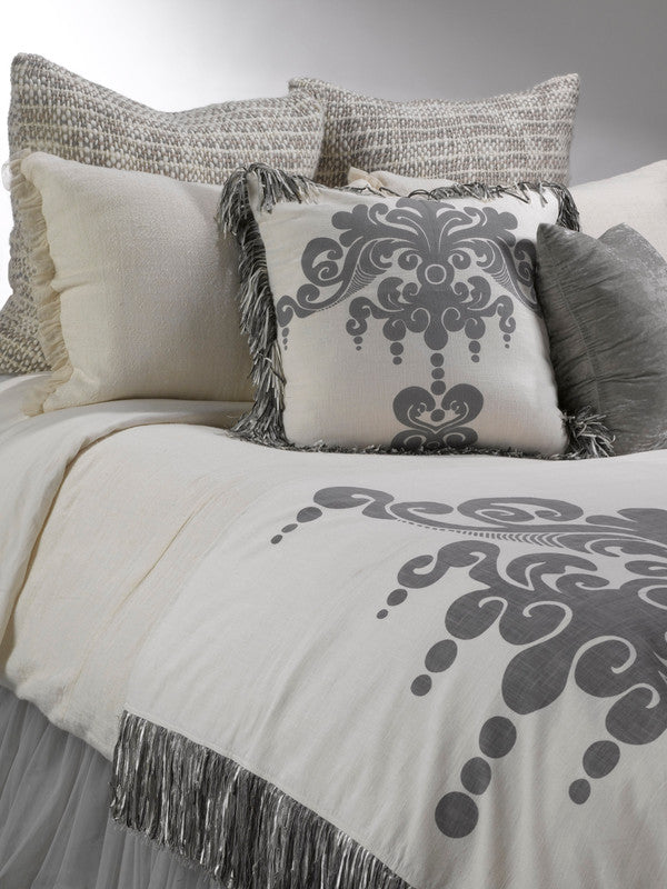 Enchantique Ivory/Dark Grey Stonewashed Cotton Decorative Throw Pillow with Fringe 22"w X22"l