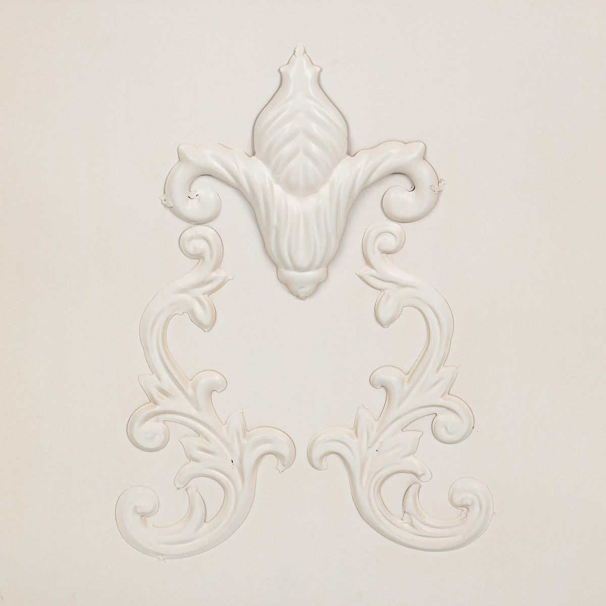 Grand Scroll Planter, Antiqued White