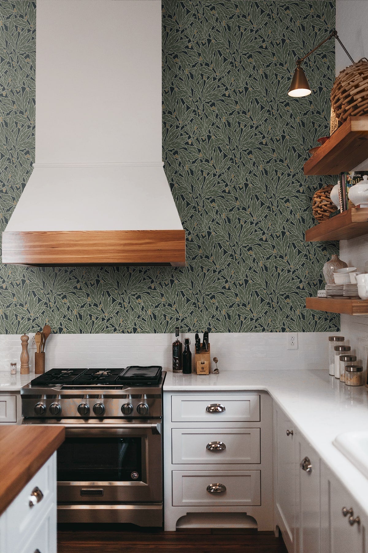 Leaf and Berry Botanical Vintage Unpasted Wallpaper