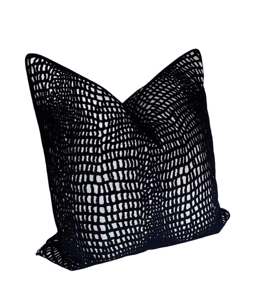 CROCO THROW PILLOW