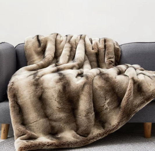 BELLA FAUX FUR THROW