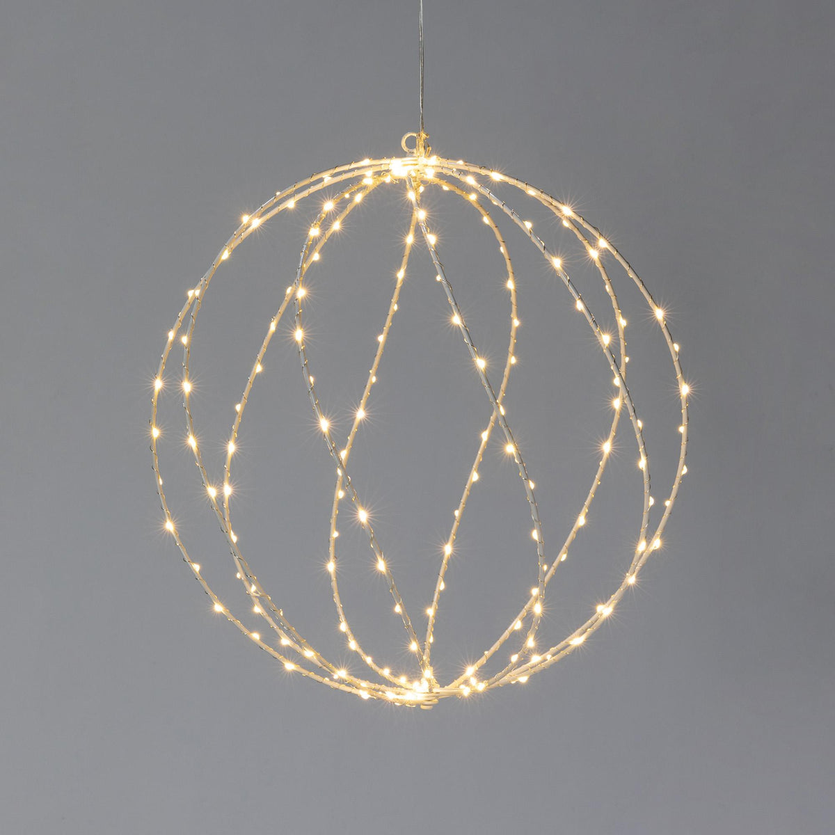 Twinkle Lit Sphere, White, Medium