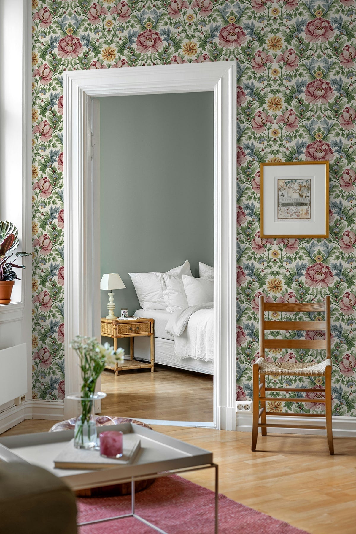 Vintage Floral Garden Peel and Stick Removable Wallpaper
