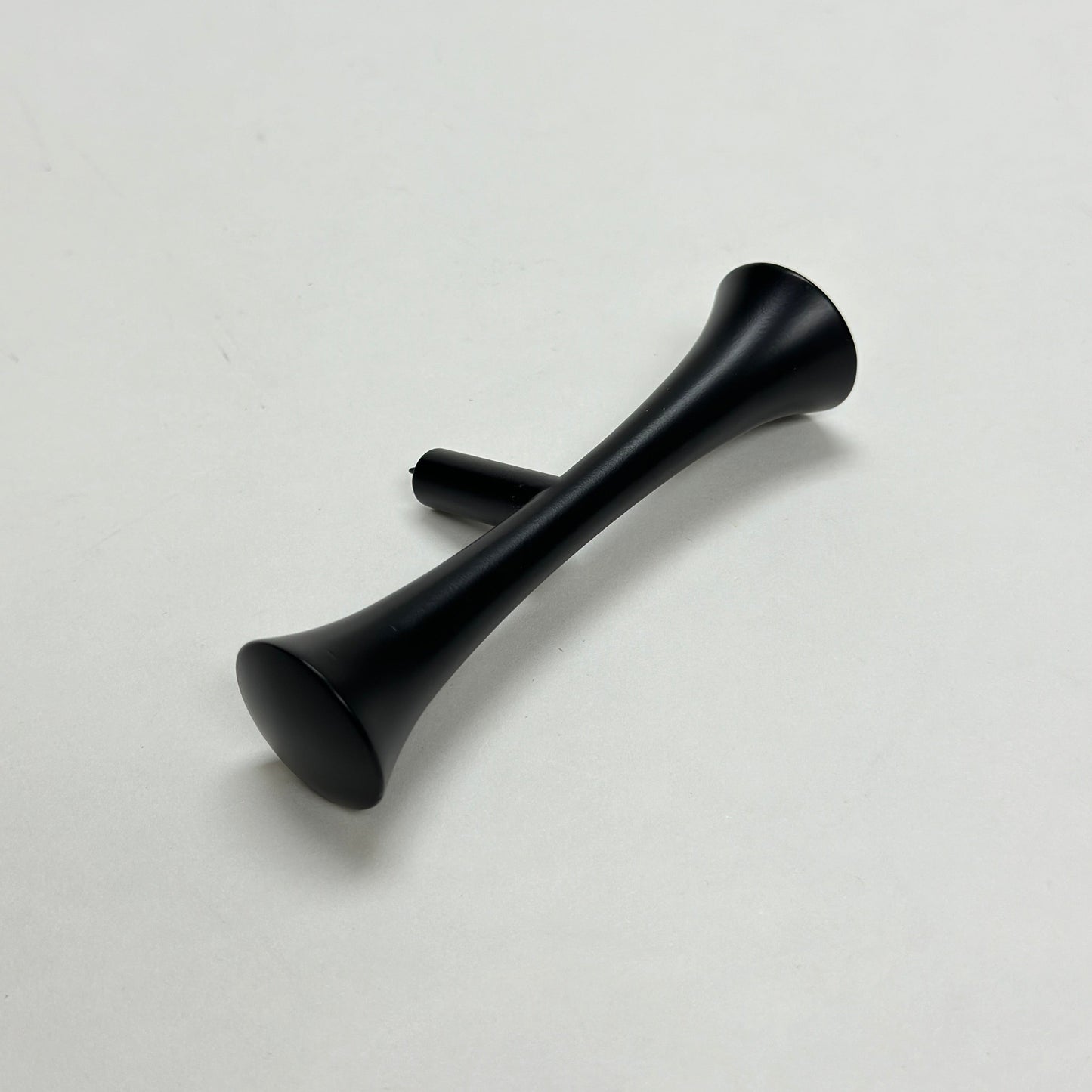 Hourglass "MCM 01" Matte Black Mid-Century Drawer Pull