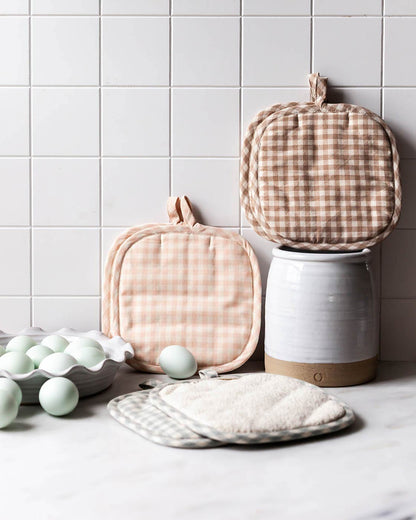 Petite Gingham Potholders