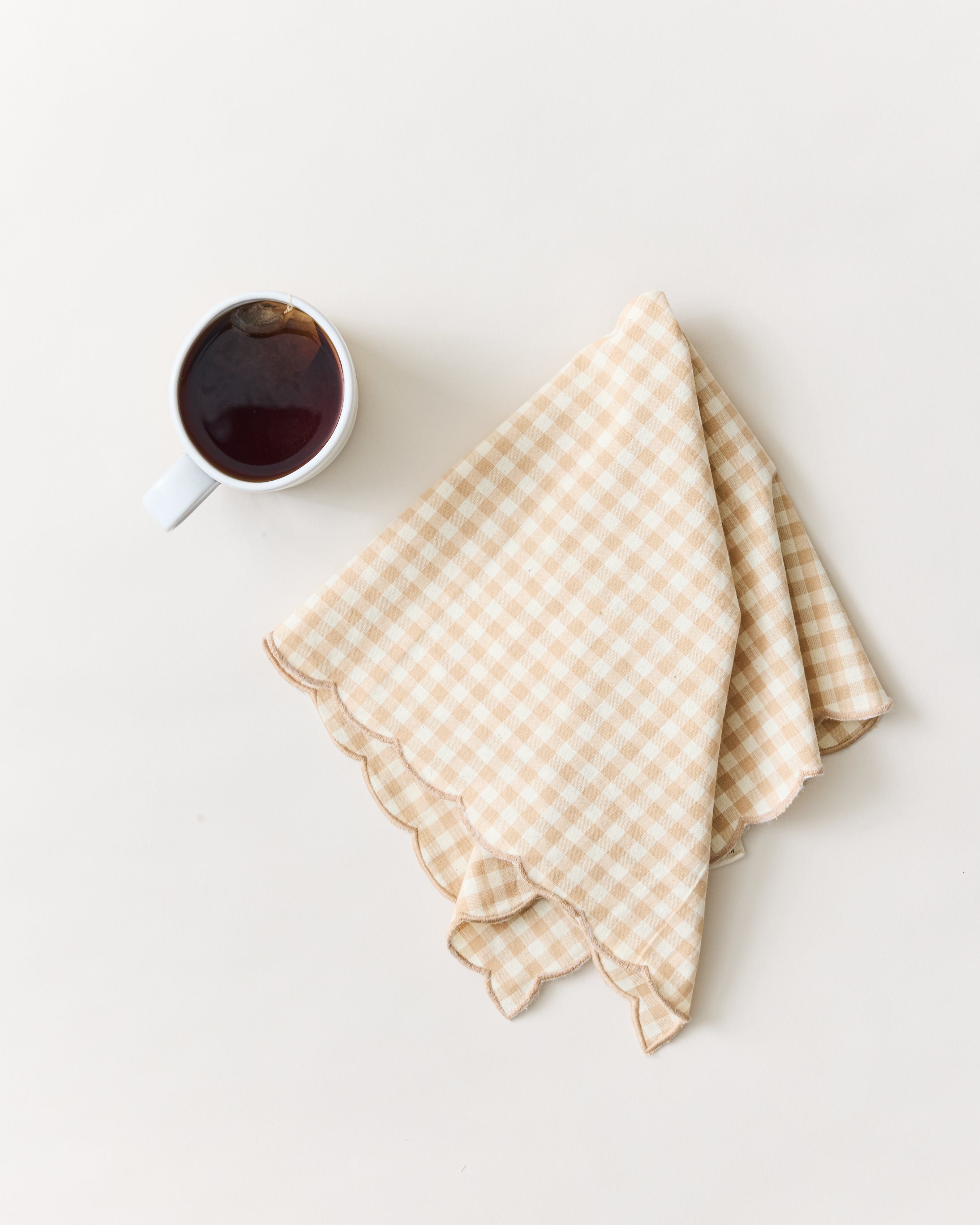 Farmhouse Pottery Scalloped Napkins - Thumbnail 4
