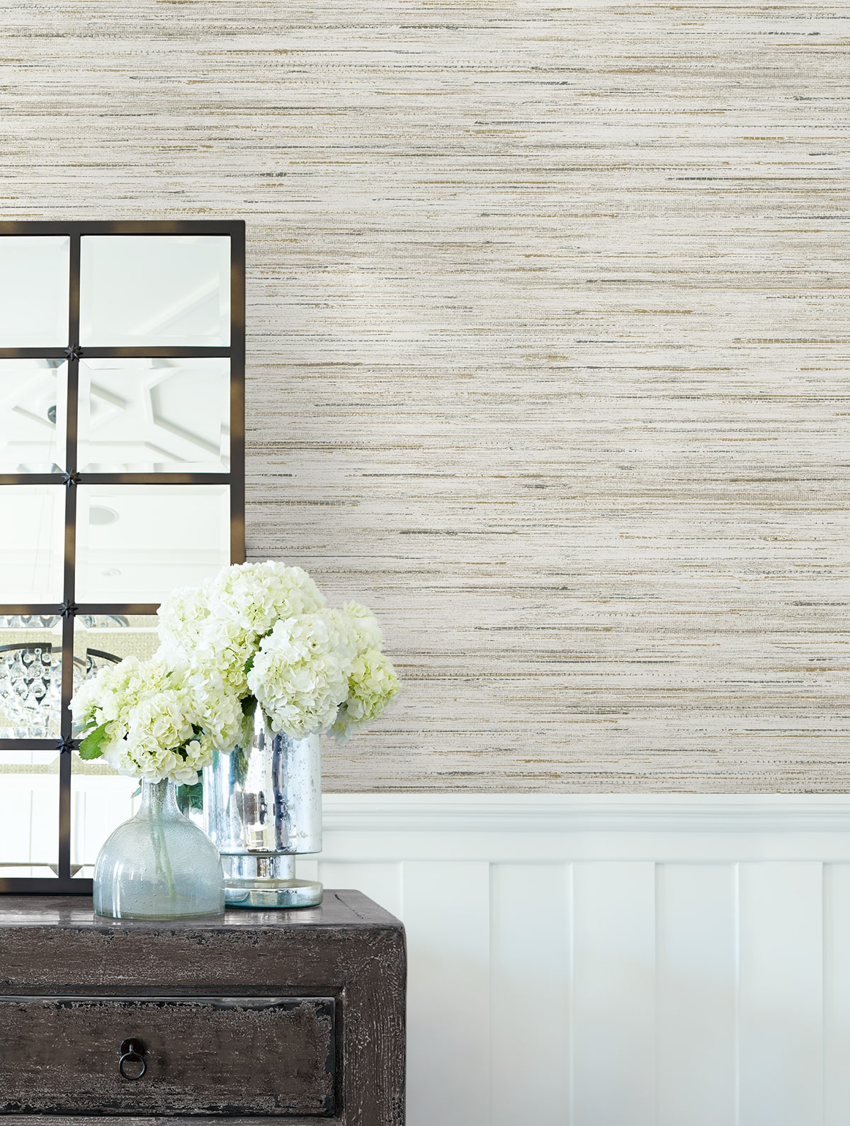 Loe Sanctuary Stria Embossed Vinyl Unpasted Wallpaper