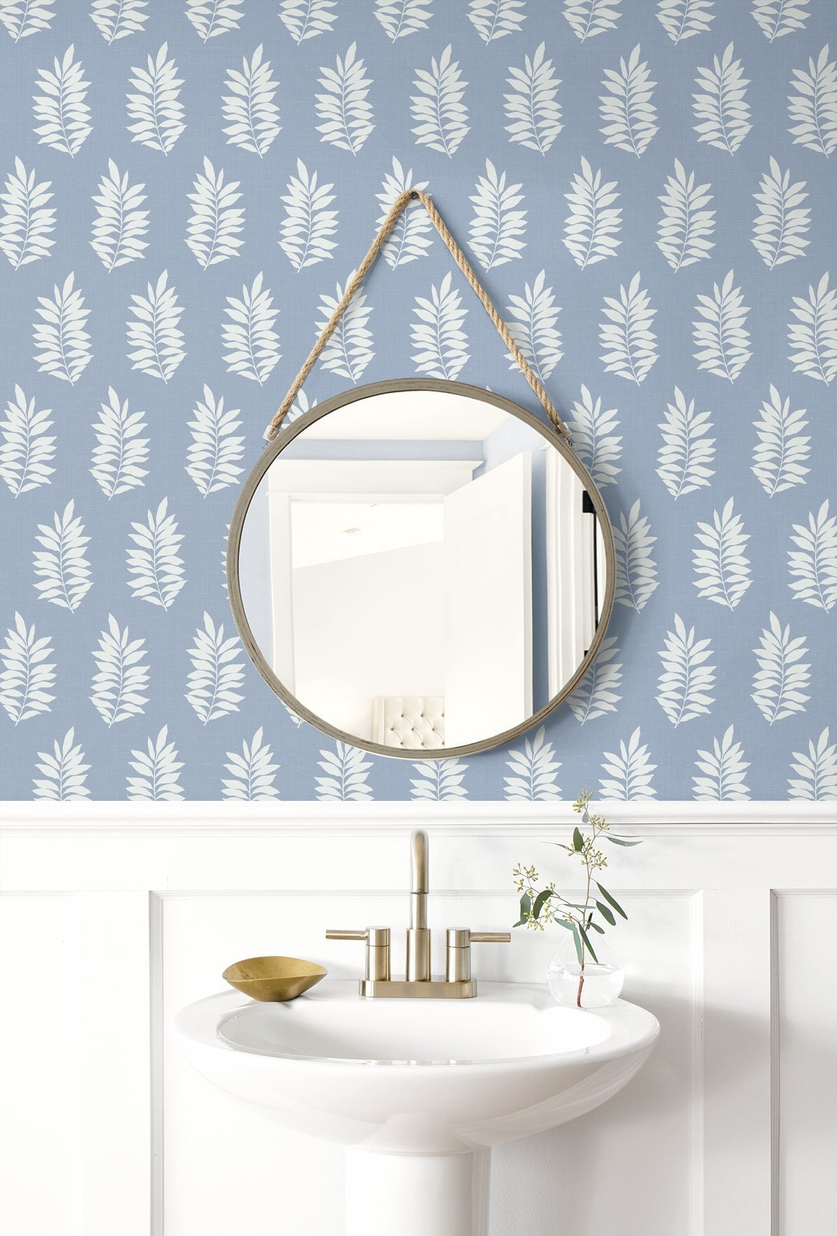 Pinnate Leaf Silhouette Premium Peel and Stick Removable Wallpaper