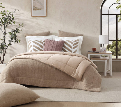 Snug Comforter Bedding