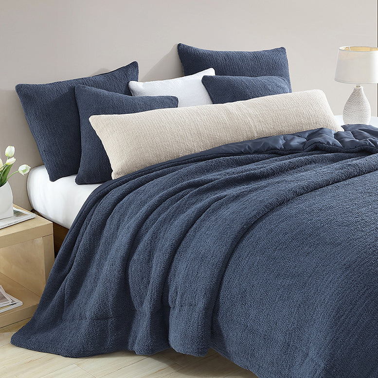 Snug Comforter Bedding