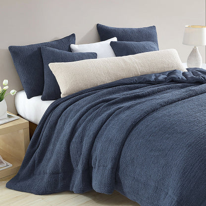 Snug Comforter Bedding