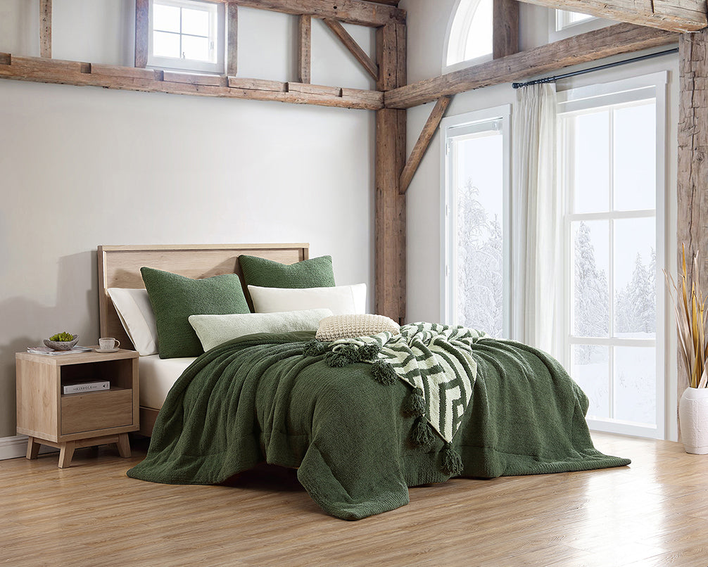 Snug Comforter Bedding