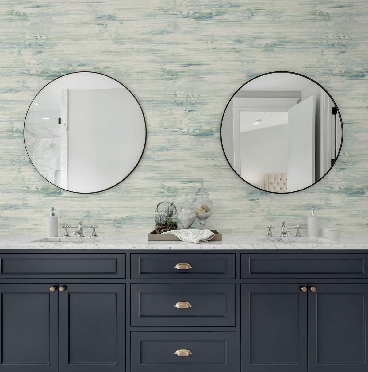 Even More Textures Silk Mistral Abstract Embossed Vinyl Unpasted Wallpaper