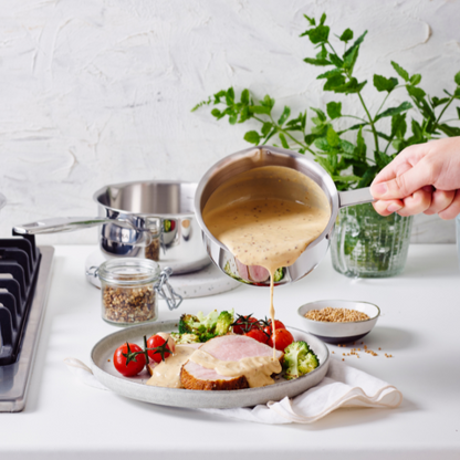 Maestro Tri-Ply Stainless Steel Saucepan with Lid - 1.7 Qt.