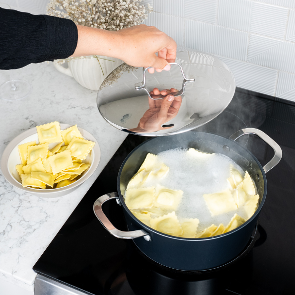 Maestro 5.4 Qt Nonstick Stock Pot