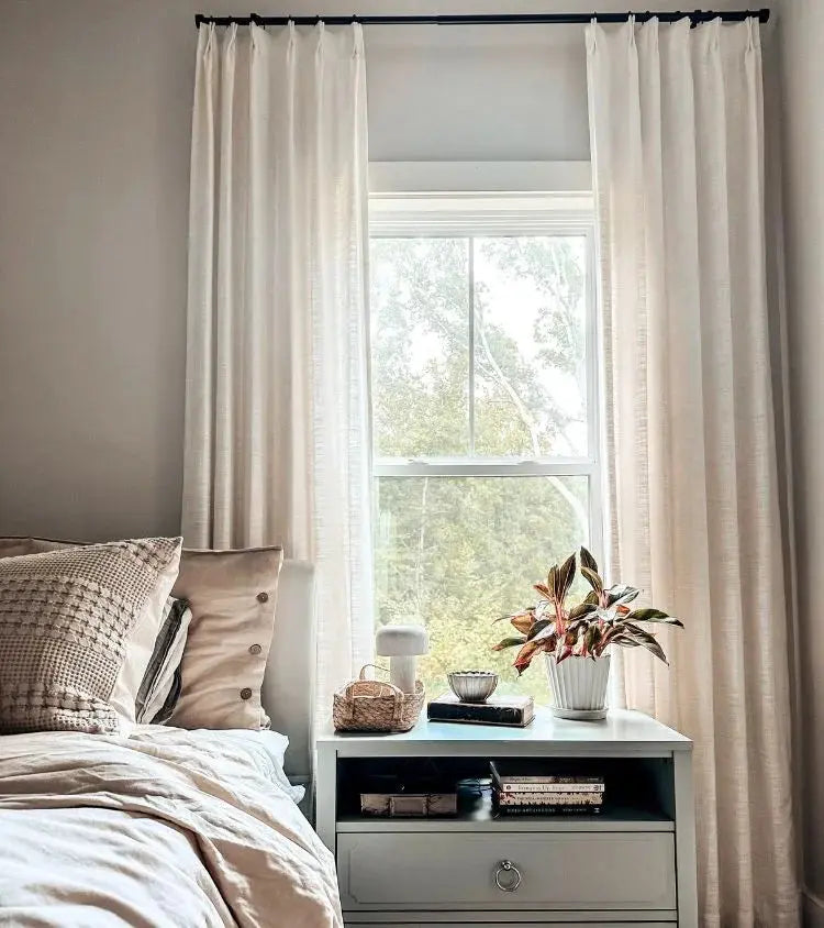 Liz Linen Pinch Please Ready Made Curtain with Blackout Thermal Lining