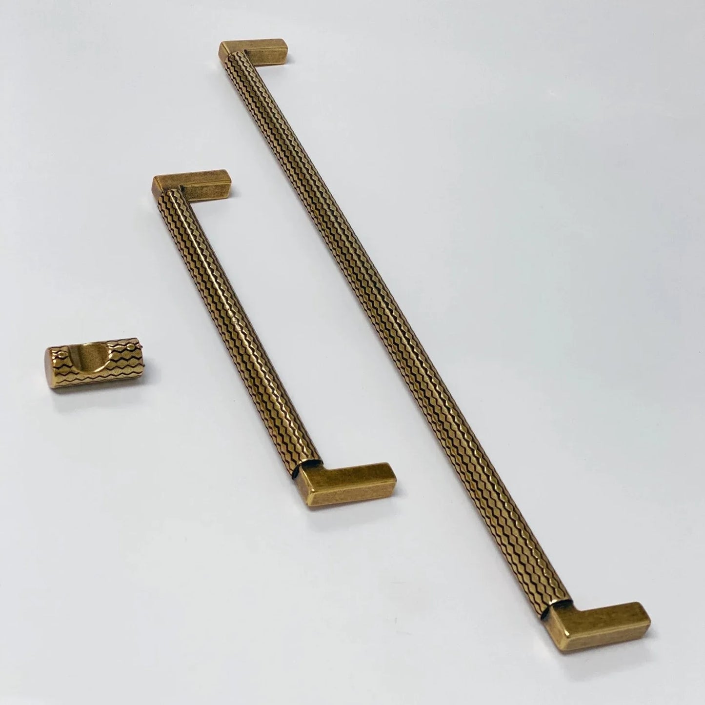 U-Shaped "Venice" Drawer Pull in Antique Brass