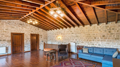 Ashlar Pattern Masso Sand Manufactured Stone Handmade Veneer - Livfloors Collection