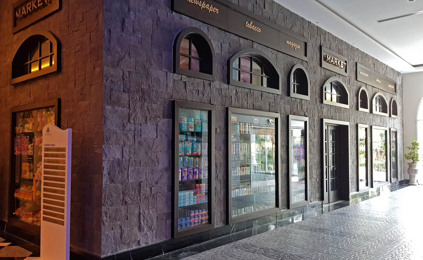 Ashlar Pattern Petra Granat Manufactured Stone Handmade Veneer - Livfloors Collection