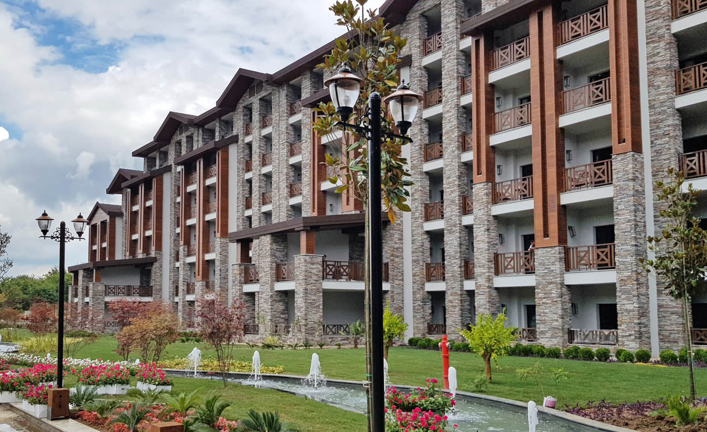 Sierra Anthracite Slate Look Manufactured Stone Handmade Veneer - Livfloors Collection