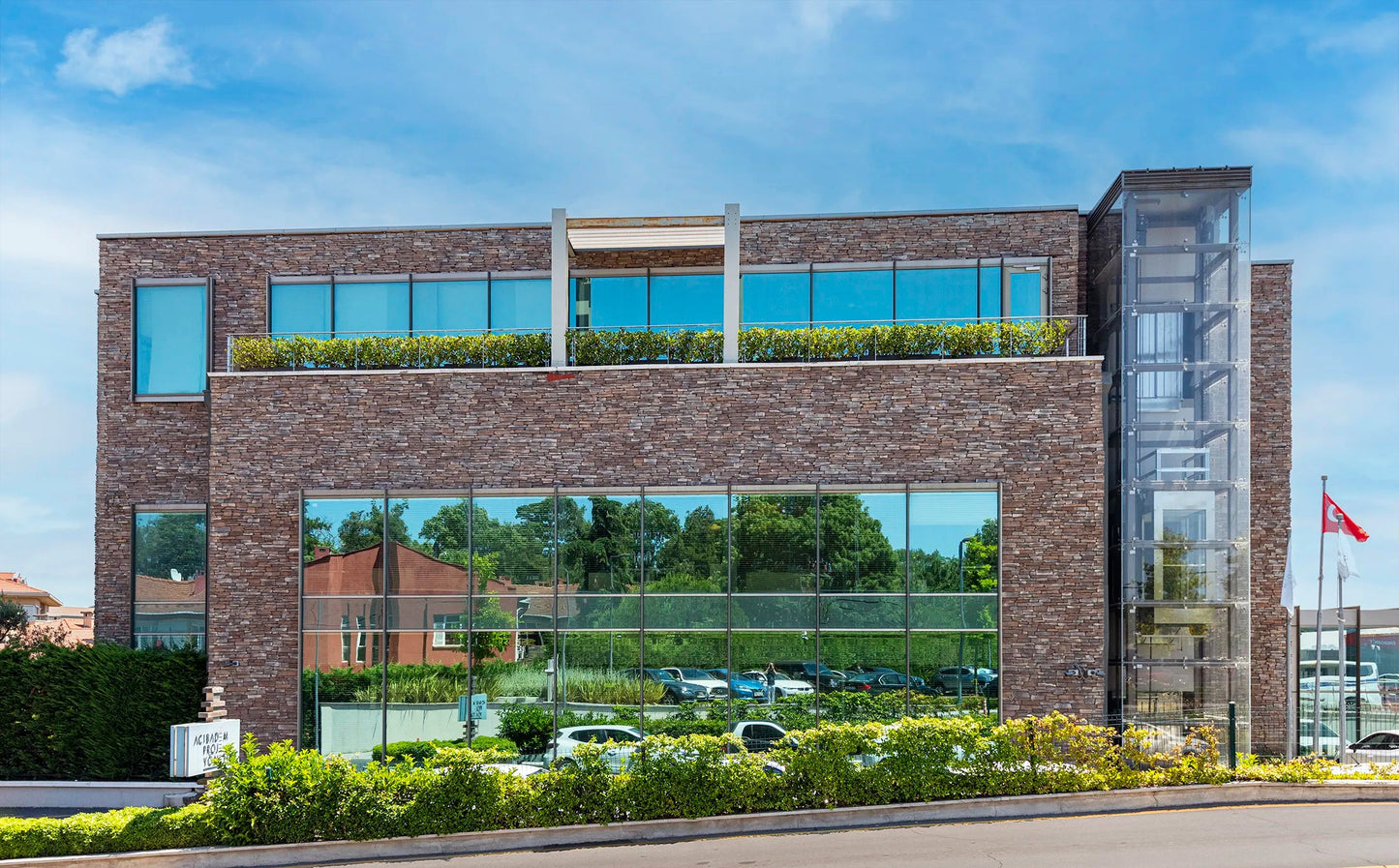 Sierra Ash Slate Look Manufactured Stone Handmade Veneer - Livfloors Collection